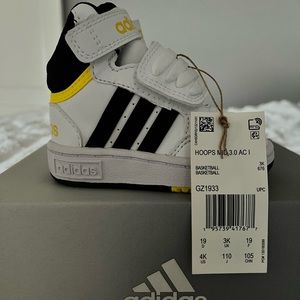 NIB Toddler Boys Adidas Hoops 3.0